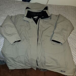 Lands End Winter Coat 3x  lightly used great condition. Very warm love this coat